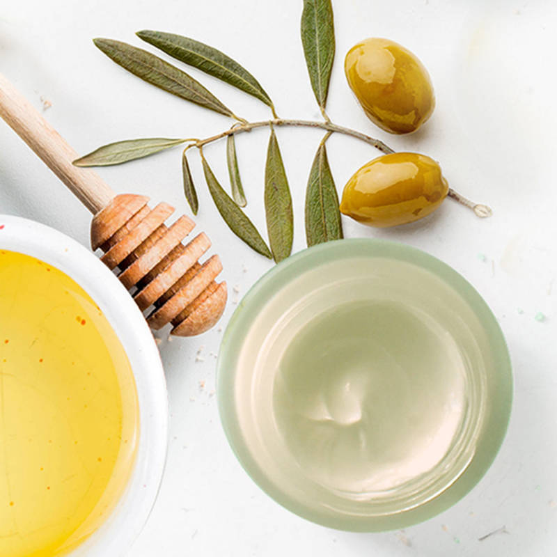 Krem nawilżający z oliwą z oliwek i miodem 50 ml SPF20 na bazie minerałów z Morza Martwego Health & Beauty