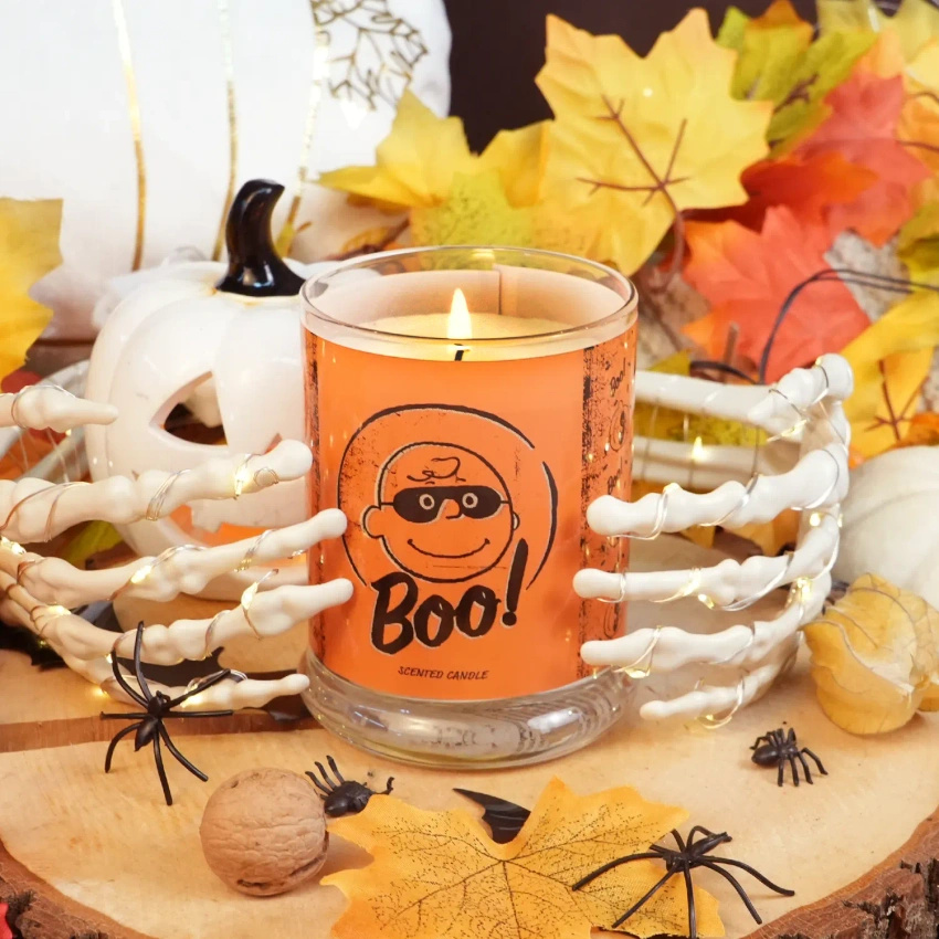 Świeca zapachowa Peanuts Snoopy Halloween Boo 250g w słoiku