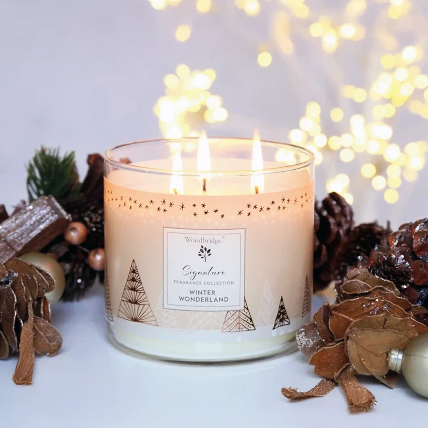 Woodbridge Signature Collection velká 3knotová vonná svíčka ve skle 410 g - Winter Wonderland