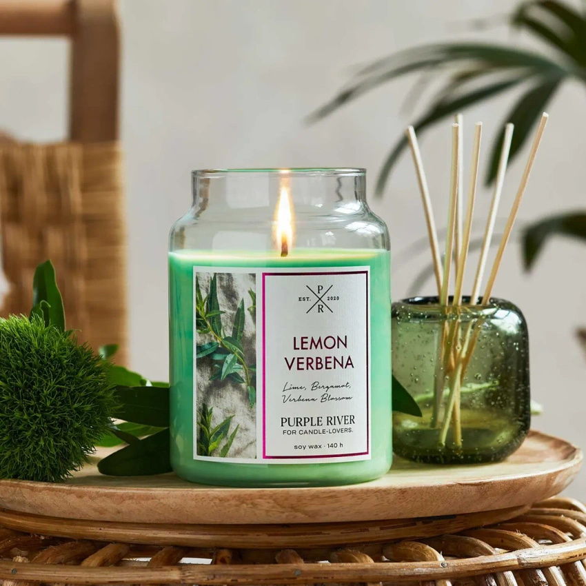 Soja geurkaars Lemon Verbena Purple River 623 g