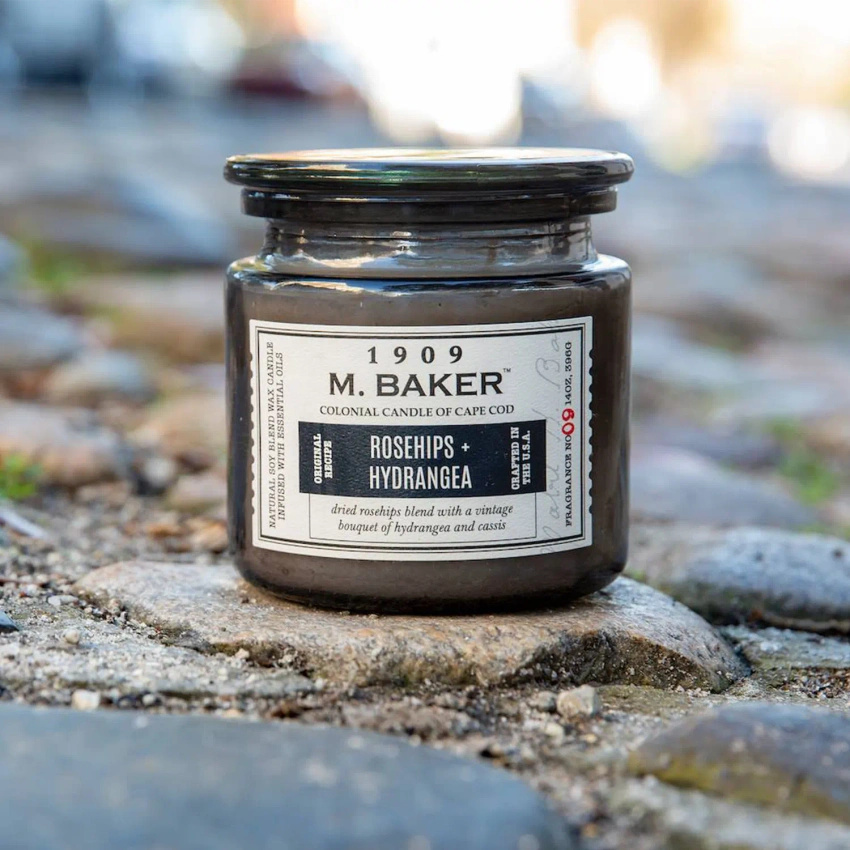 Colonial Candle M Baker grande bougie parfumée au soja pot d'apothicaire 14 oz 396 g - Rosehips Hydrangea