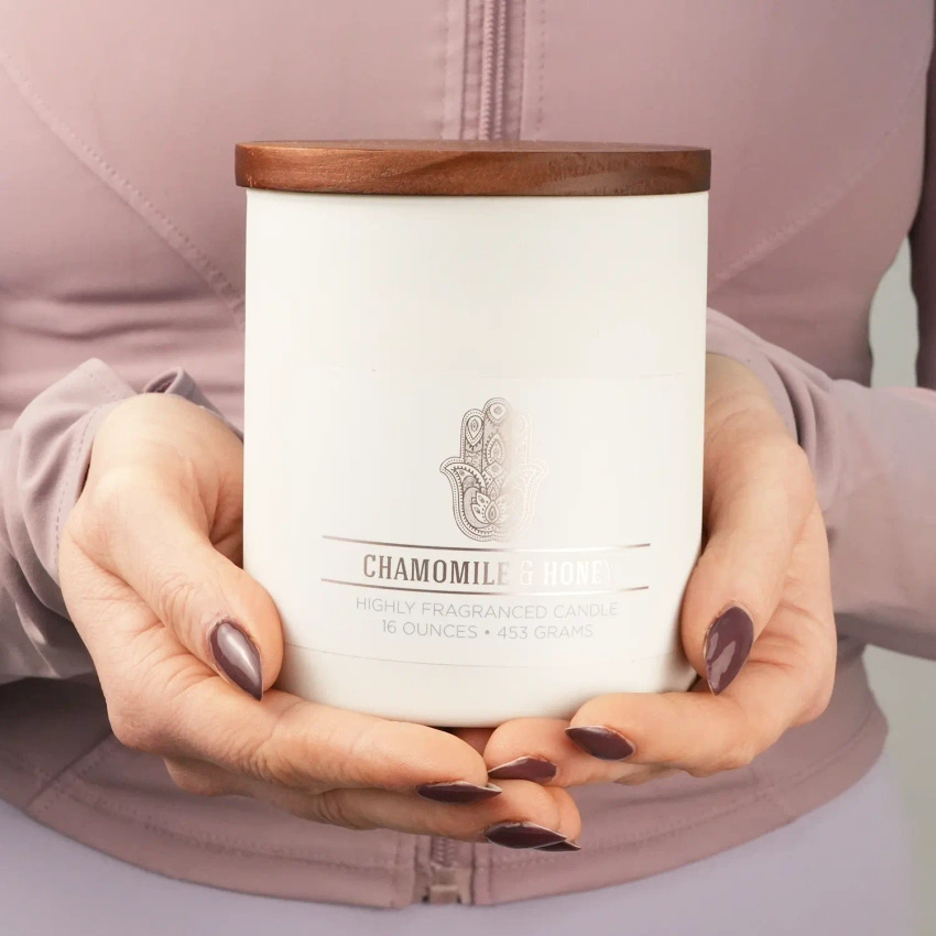Candela profumata alla soia naturale in vetro Colonial Candle 16 oz 453 g - Miele di camomilla